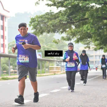 Runner Photo 8363574