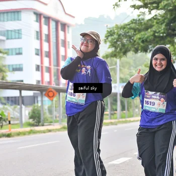Runner Photo 8363674
