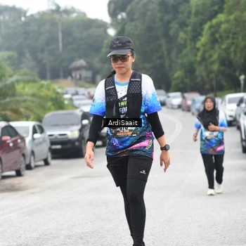 Runner Photo 8363835