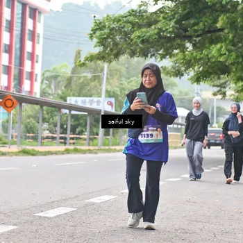 Runner Photo 8363872