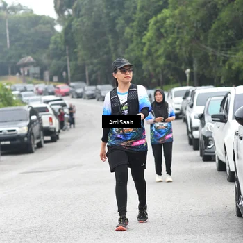 Runner Photo 8363875