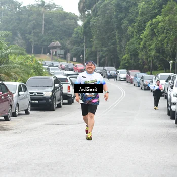 Runner Photo 8364040