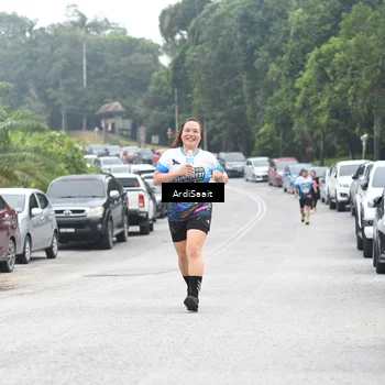 Runner Photo 8364083