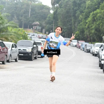 Runner Photo 8364236