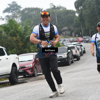 Runner Photo 8364306