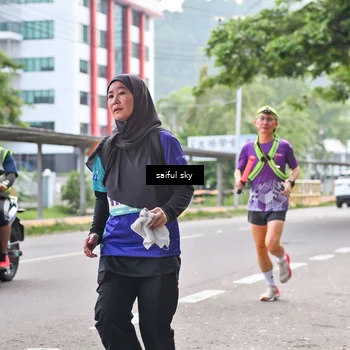 Runner Photo 8364311