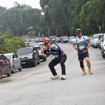 Runner Photo 8364345