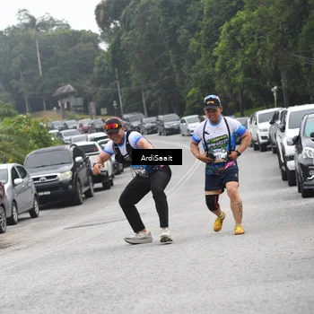 Runner Photo 8364349