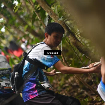 Runner Photo 8364464