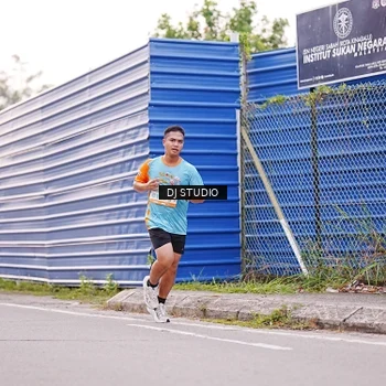 Runner Photo 8364913