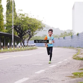 Runner Photo 8364920