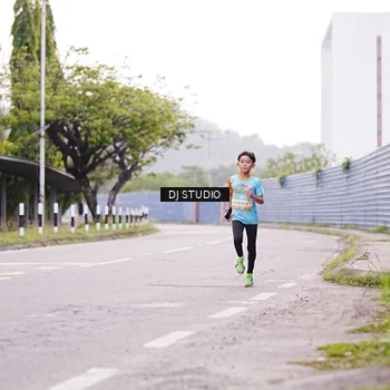 Runner Photo 8364922