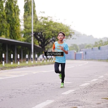 Runner Photo 8364929