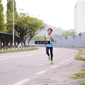 Runner Photo 8364935