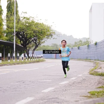 Runner Photo 8364949