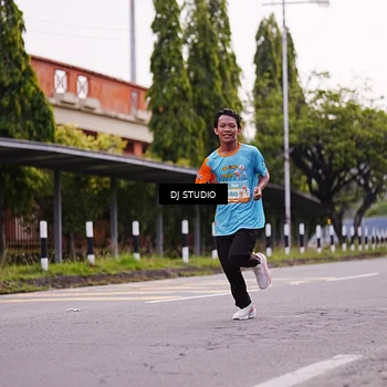 Runner Photo 8364957
