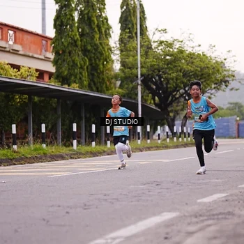Runner Photo 8364964