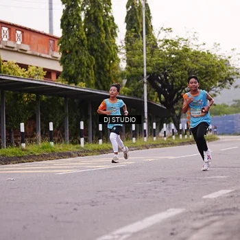 Runner Photo 8364968