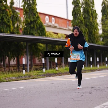 Runner Photo 8364996