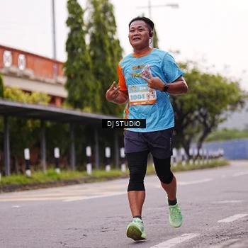 Runner Photo 8365010