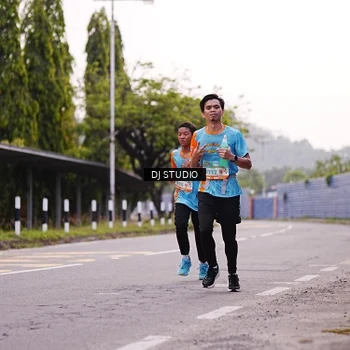 Runner Photo 8365016