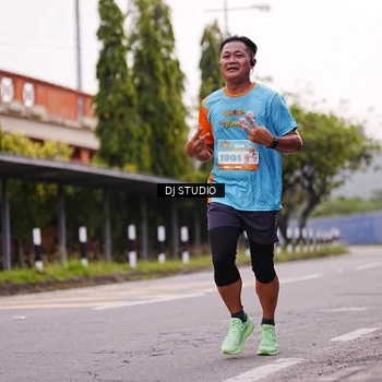 Runner Photo 8365022