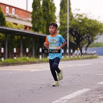Runner Photo 8365047