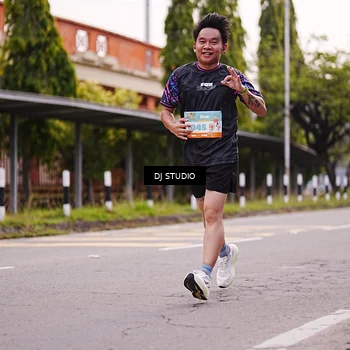 Runner Photo 8365079