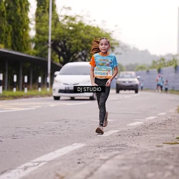 Runner Photo 8365086