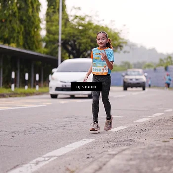 Runner Photo 8365088