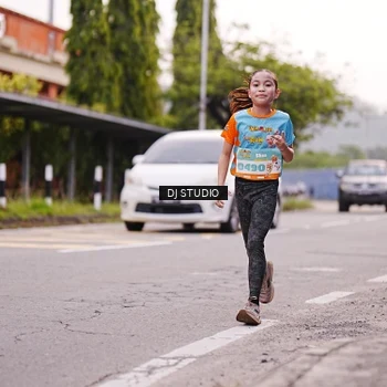 Runner Photo 8365096