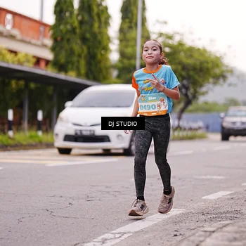 Runner Photo 8365101