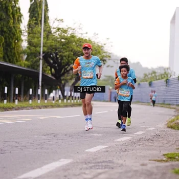 Runner Photo 8365105