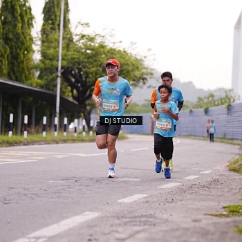 Runner Photo 8365108