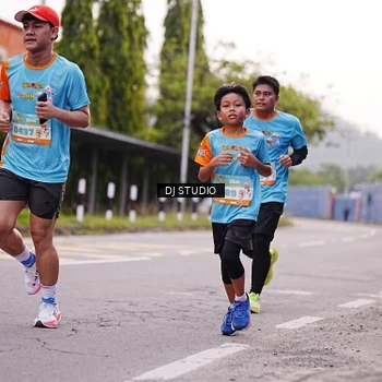 Runner Photo 8365115
