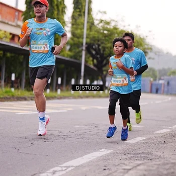 Runner Photo 8365116