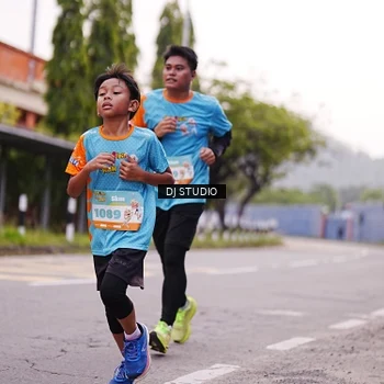 Runner Photo 8365127