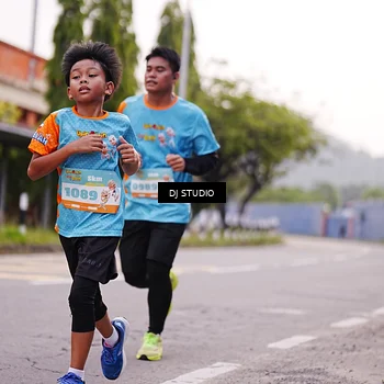 Runner Photo 8365174