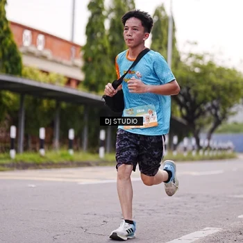 Runner Photo 8365177