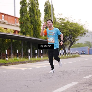 Runner Photo 8365184
