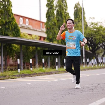 Runner Photo 8365186