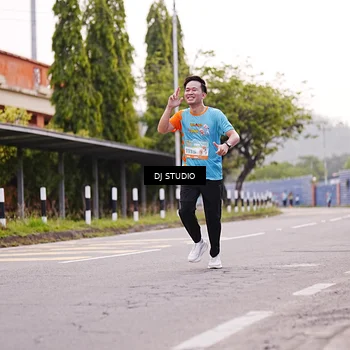 Runner Photo 8365187