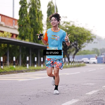Runner Photo 8365215