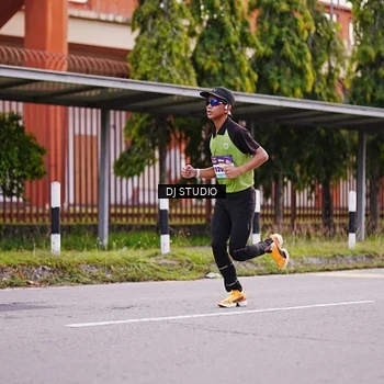 Runner Photo 8365225