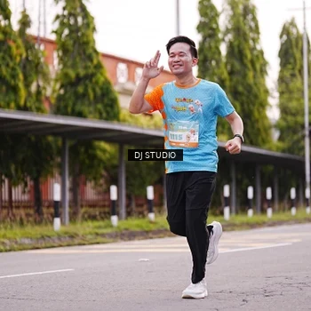 Runner Photo 8365235