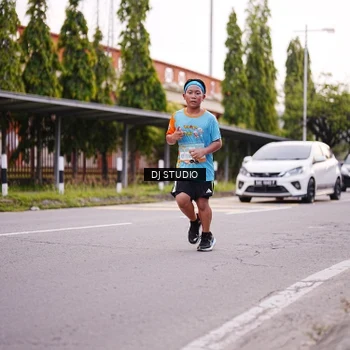 Runner Photo 8365247