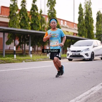 Runner Photo 8365250