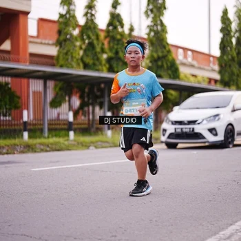 Runner Photo 8365257