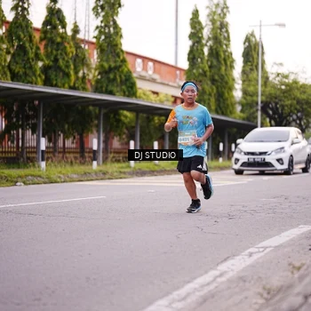 Runner Photo 8365259