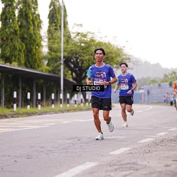 Runner Photo 8365287
